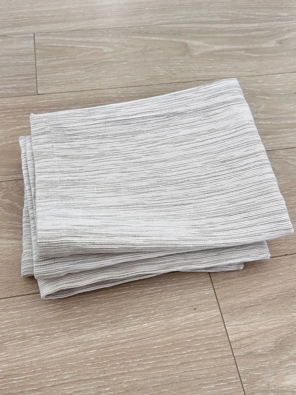Crate & Barrel Aspen Cotton Placemats (Set of 4)